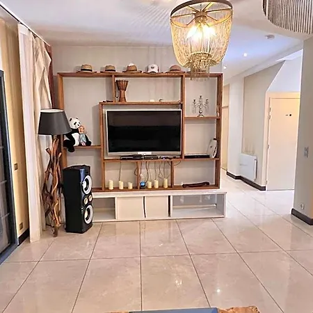 Nocleg ze śniadaniem Paris Luxury - Cdg Aeroport Roissy-en-France