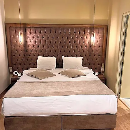 Paris Luxury - Cdg Aeroport 3* Roissy-en-France
