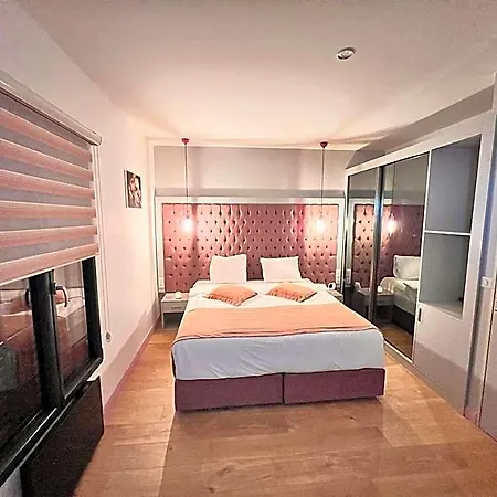 Nocleg ze śniadaniem Paris Luxury - Cdg Aeroport