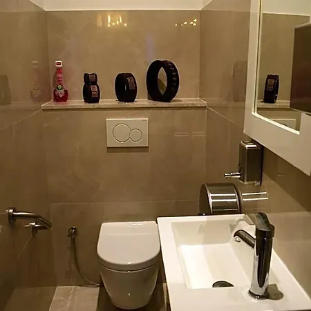 Nocleg ze śniadaniem Paris Luxury - Cdg Aeroport