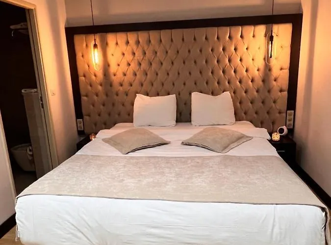 Paris Luxury - Cdg Aeroport Frühstückspension Roissy-en-France