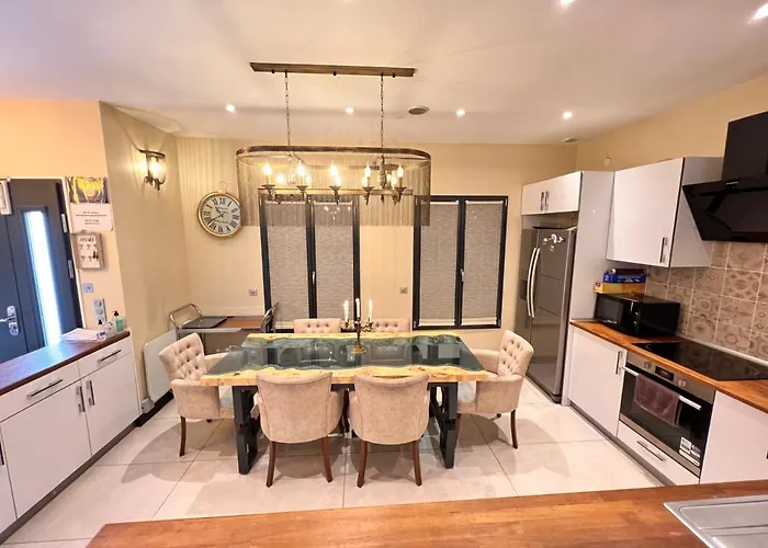 Paris Luxury - Cdg Aeroport Frühstückspension Roissy-en-France