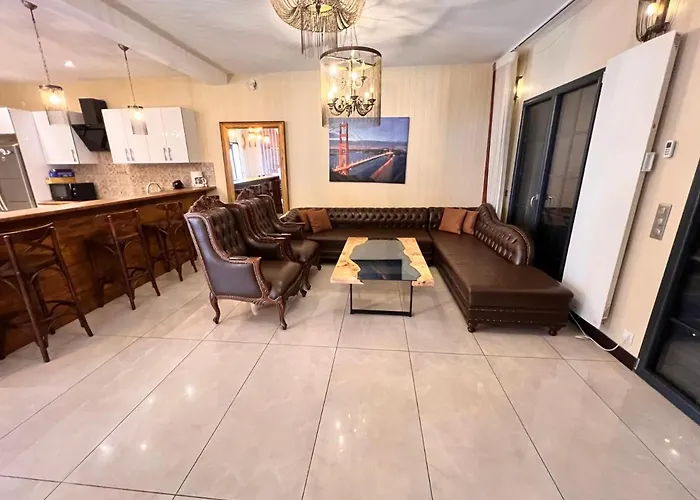 Paris Luxury - Cdg Aeroport Roissy-en-France