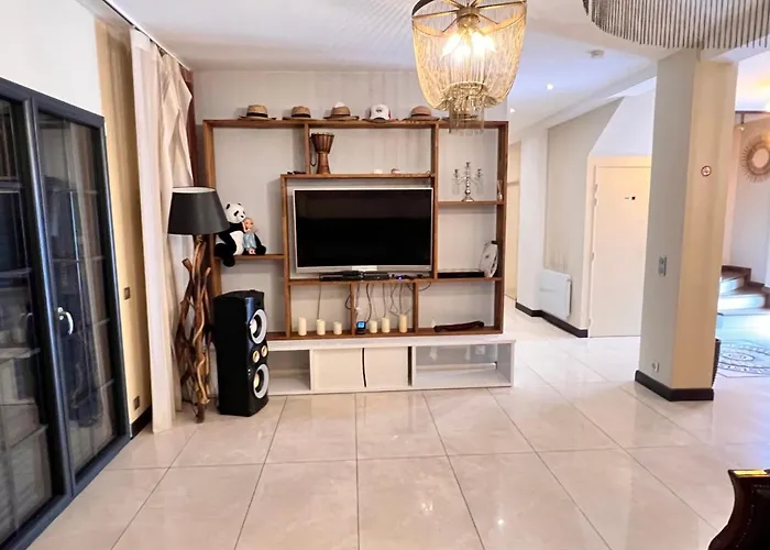 Paris Luxury - Cdg Aeroport Frühstückspension